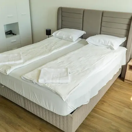 Spacious Family Near The Sea Varna